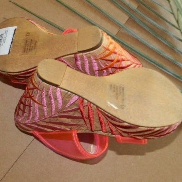 Naughty‎ Monkey Platform Wedges Sandals PINK Strap 💥NWT!🆕FAST😮‍💨⚡🚚 - Picture 6 of 8